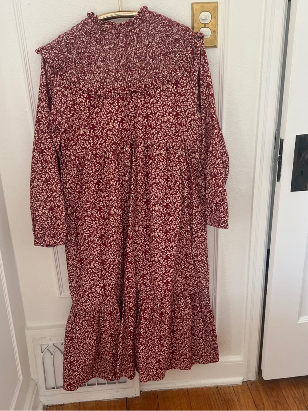 Long-Sleeve Floral Midi Dress in Burgundy - Picture 2 of 3